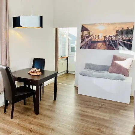 Apartment 2-raum-apartment Am Malzwerk, Zentrumsnah Erfurt